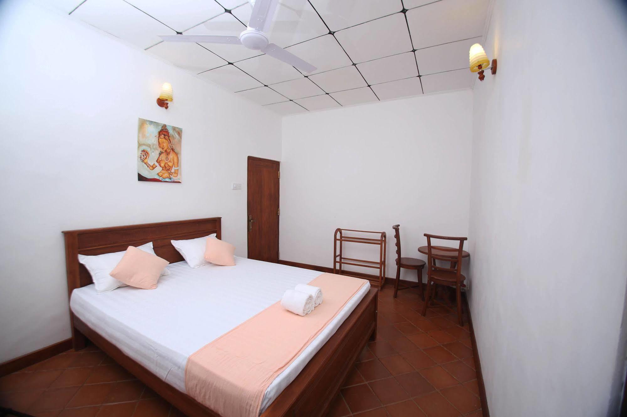 Summer Dew Villa Talpe Exterior foto